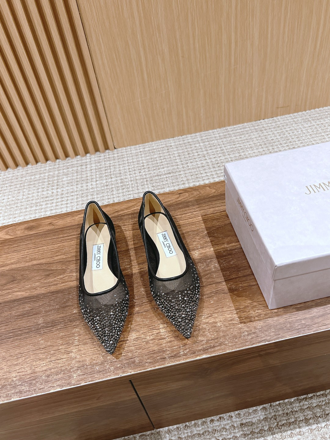 ua Ji*y Ch* flat shoes