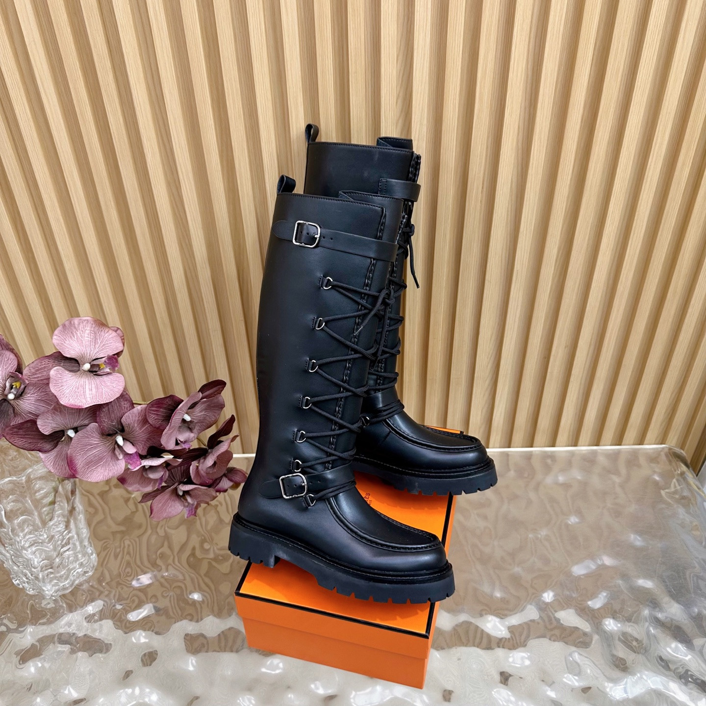 ua H**mes landscape boot